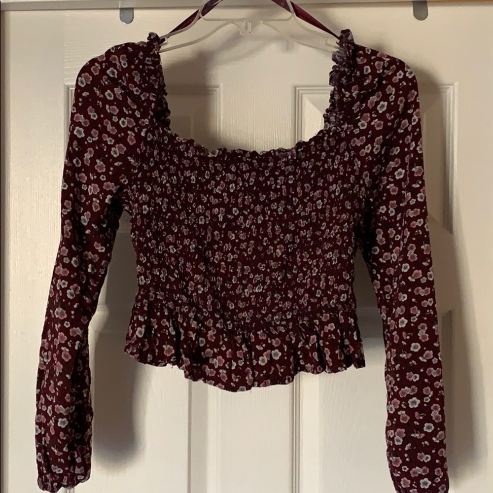 Gorgeous long sleeve crop